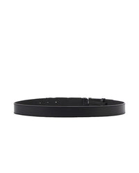 This black men's leather belt is made unique by the maxi Iceberg logo that gives structure to the metal buckle. A distinctive and essential accessory in an elegant metallic finish.
Sku:21IP1P1660169009000