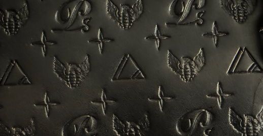 Monogram Leather HC Belt Gun Medal Buckle, Black