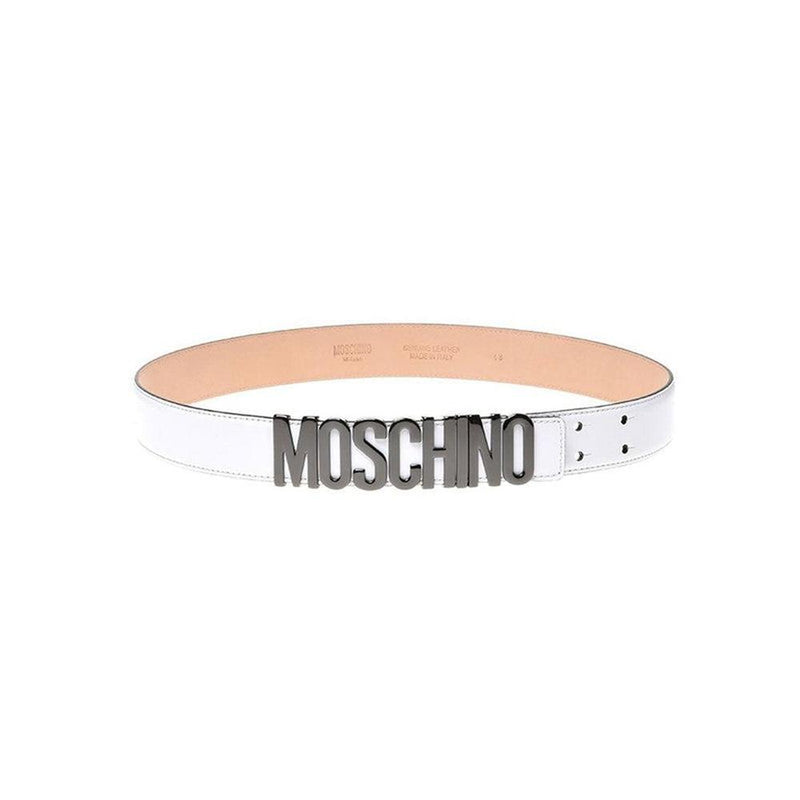 Moschino belt in calf leather.
Contrast logo lettering buckle.
Adjustable fit.
Made in Italy - Krush Clothing